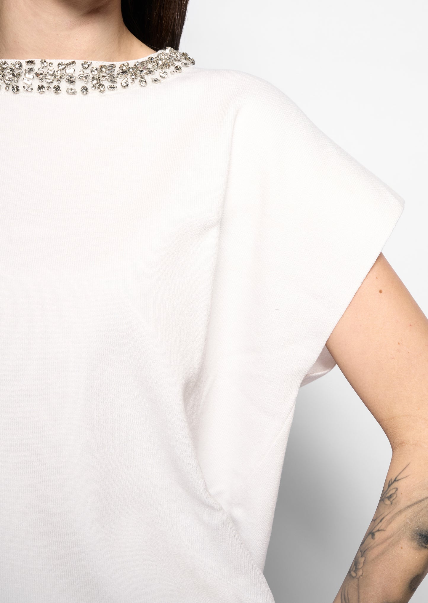 Maglia collo gioiello