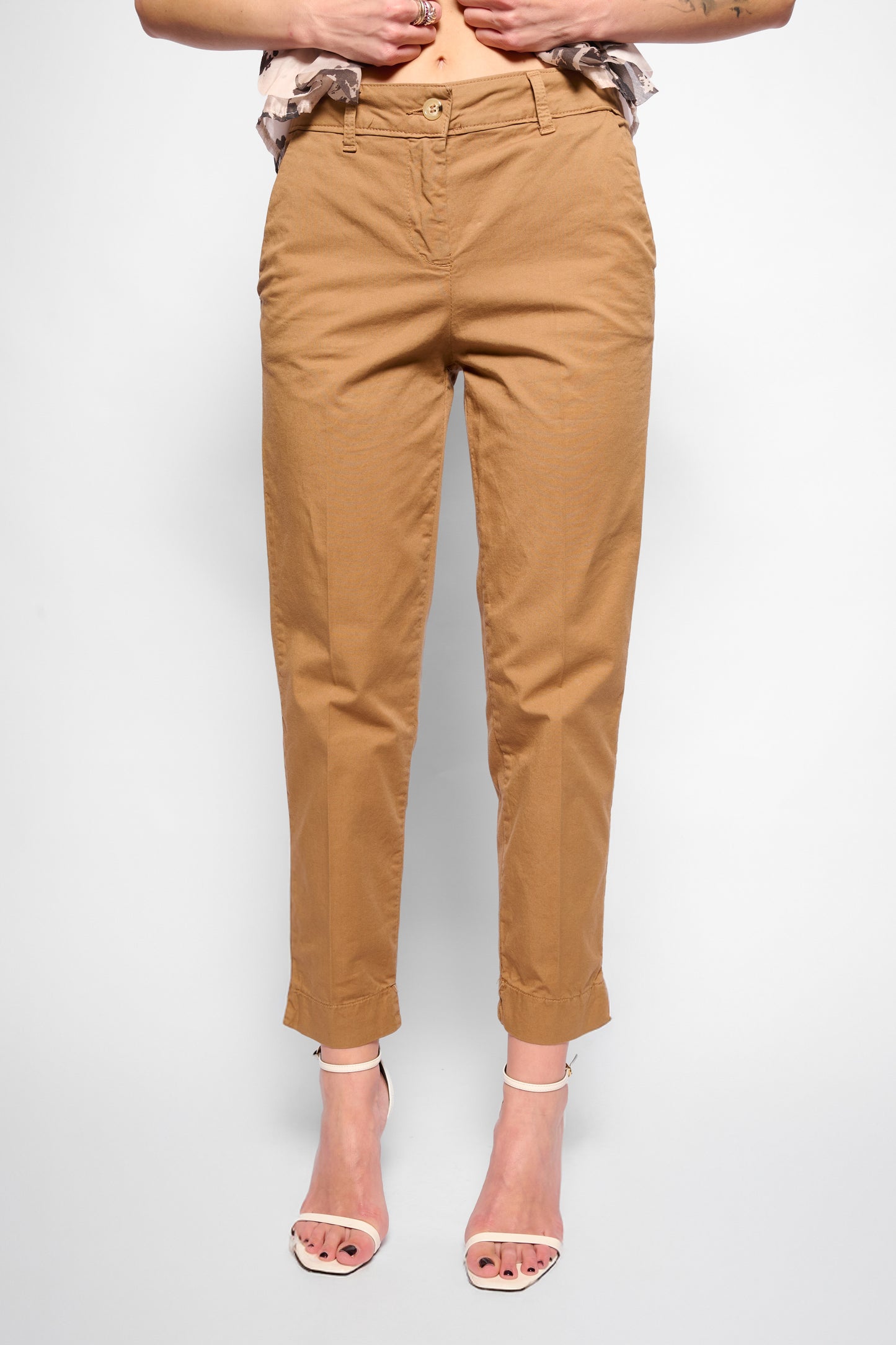 Pantalone skinny marrone