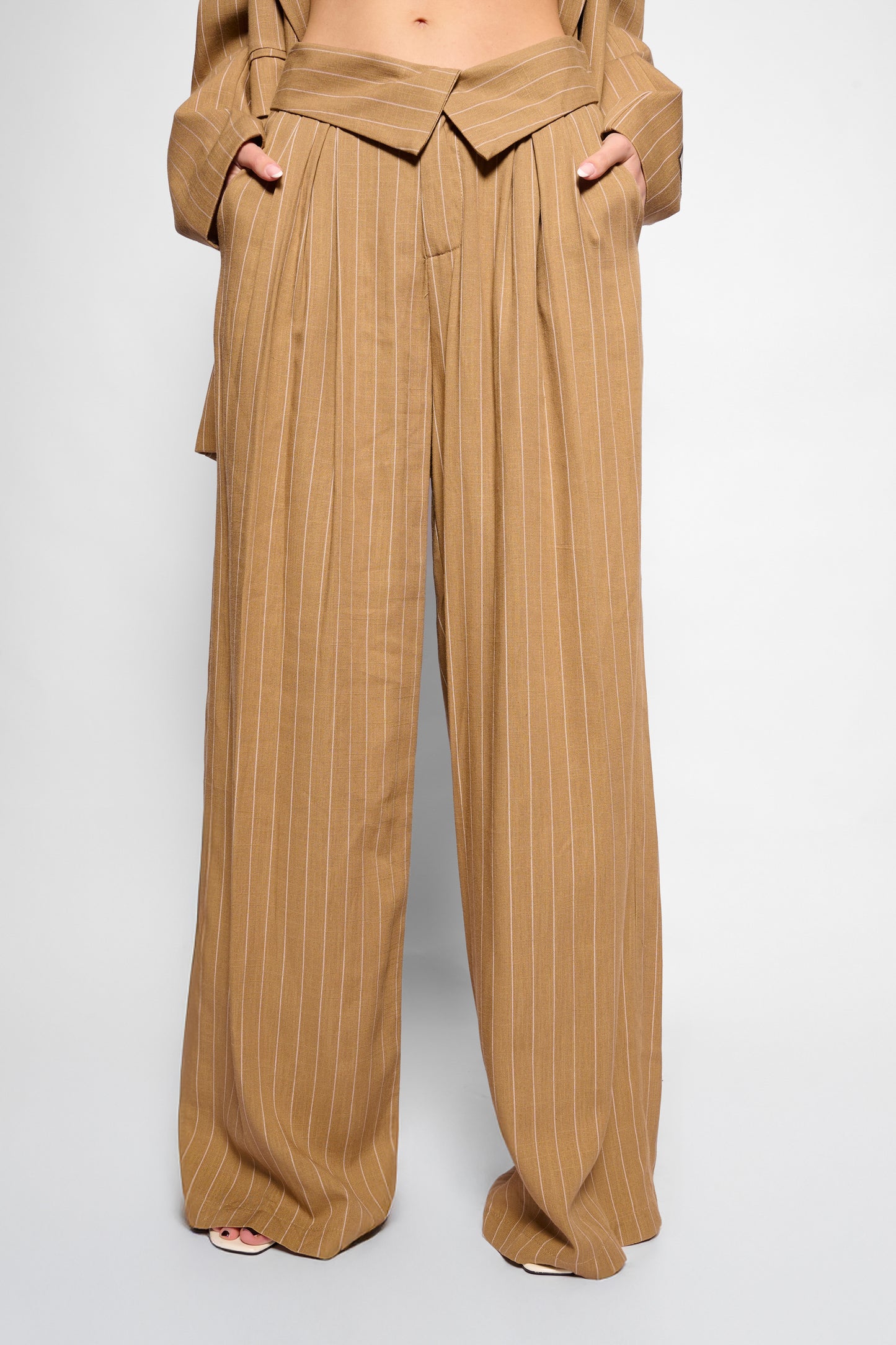 Pantaloni gessati Lumina