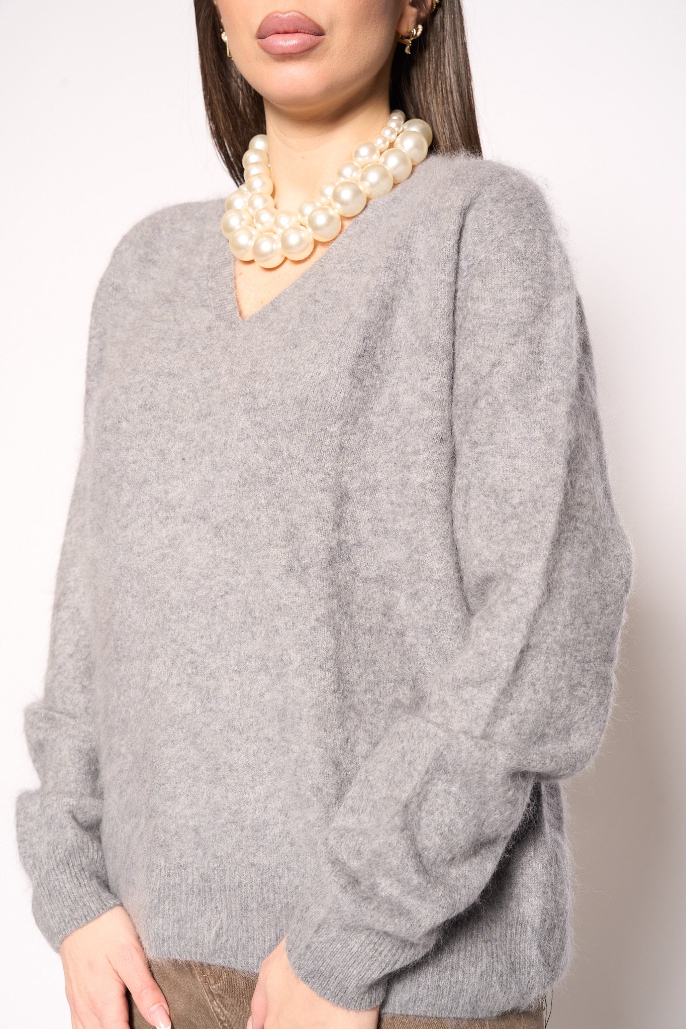 Maglione lana grigio scollo V