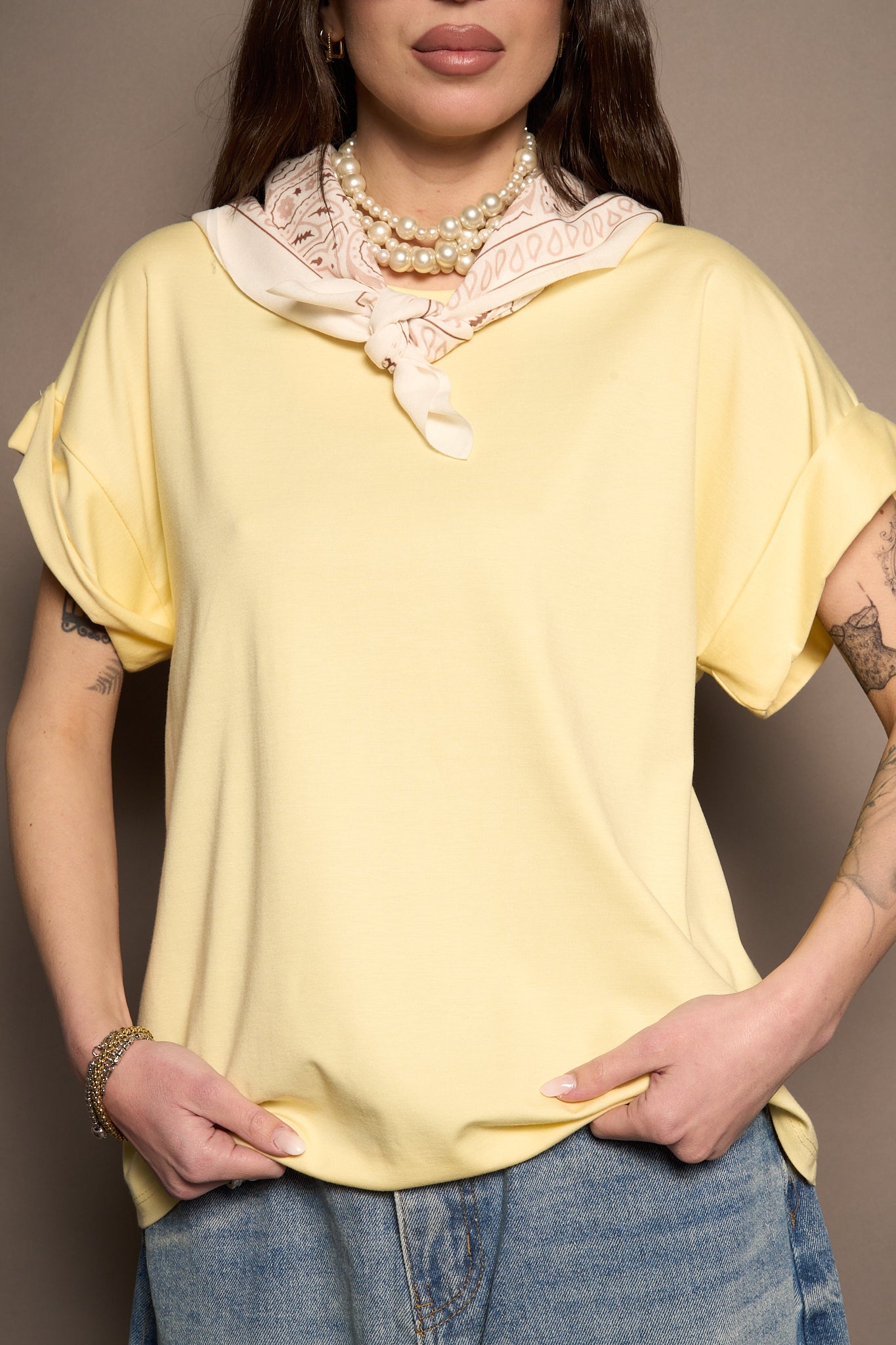 T-shirt foulard gialla