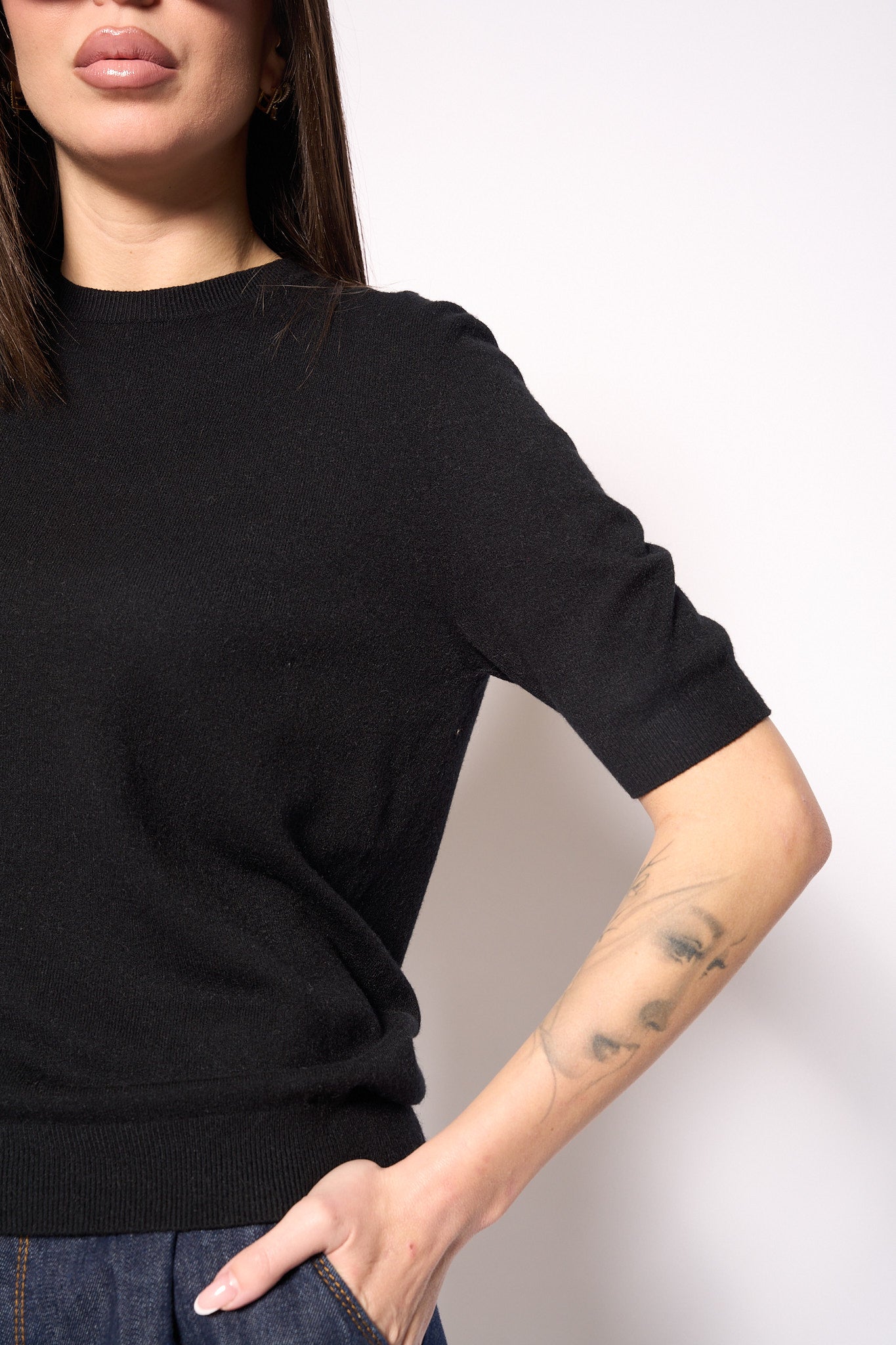 Maglia mezza manica nera