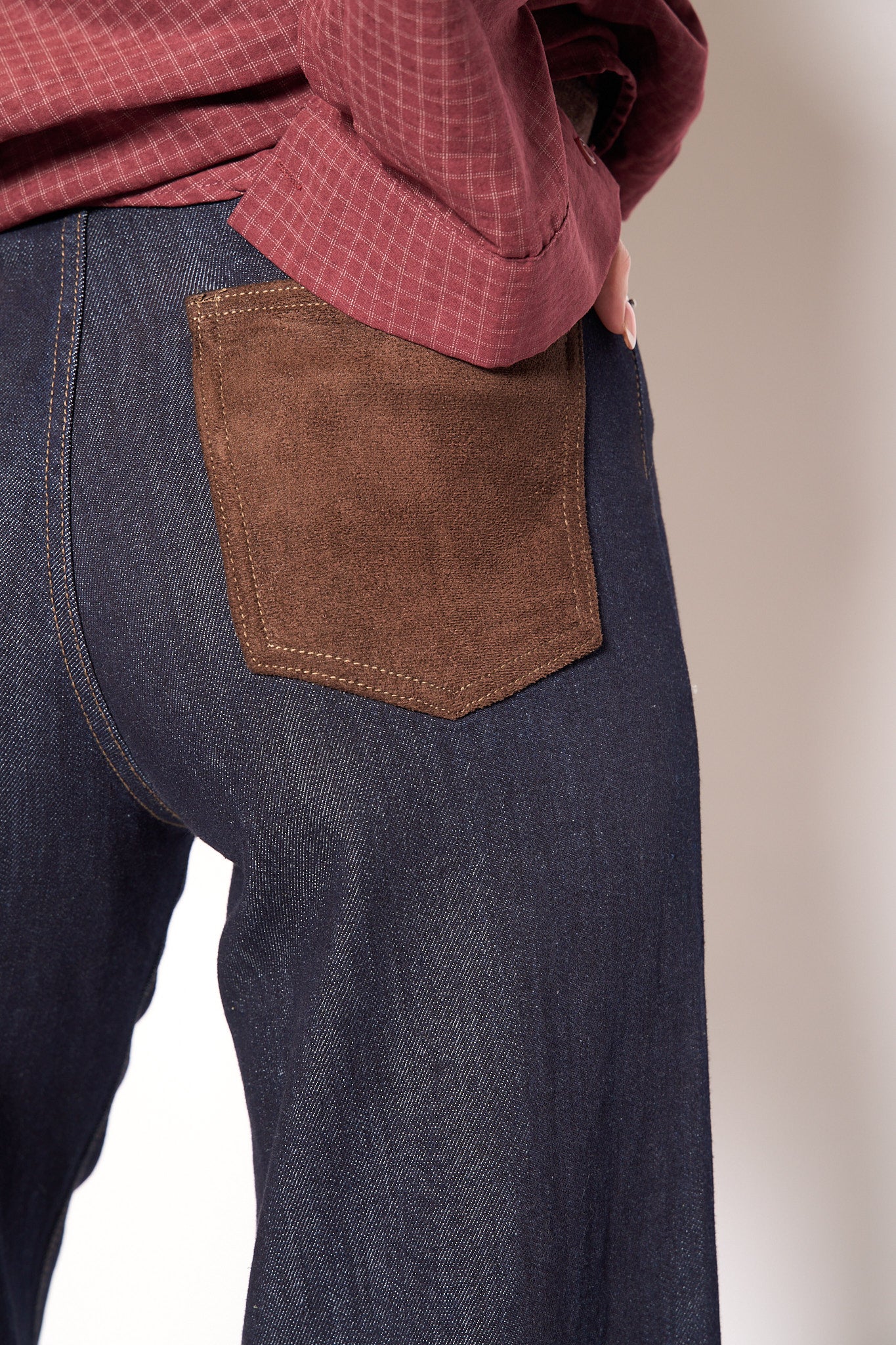 Jeans tasche in camoscio