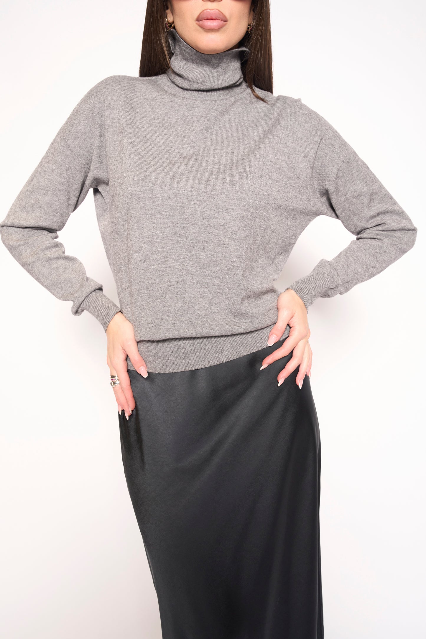 Maglia collo alto grigia