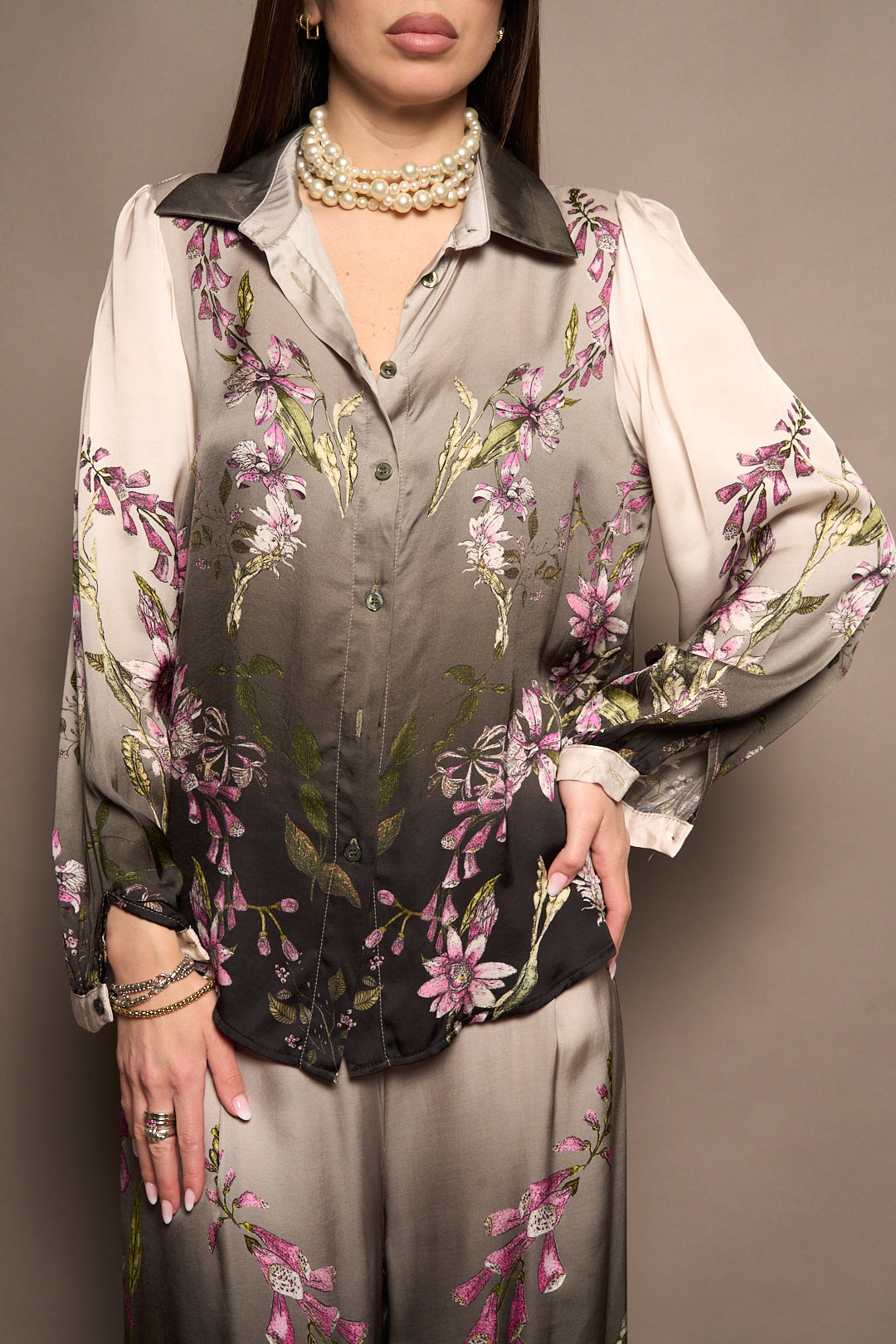 Camicia fiori nero