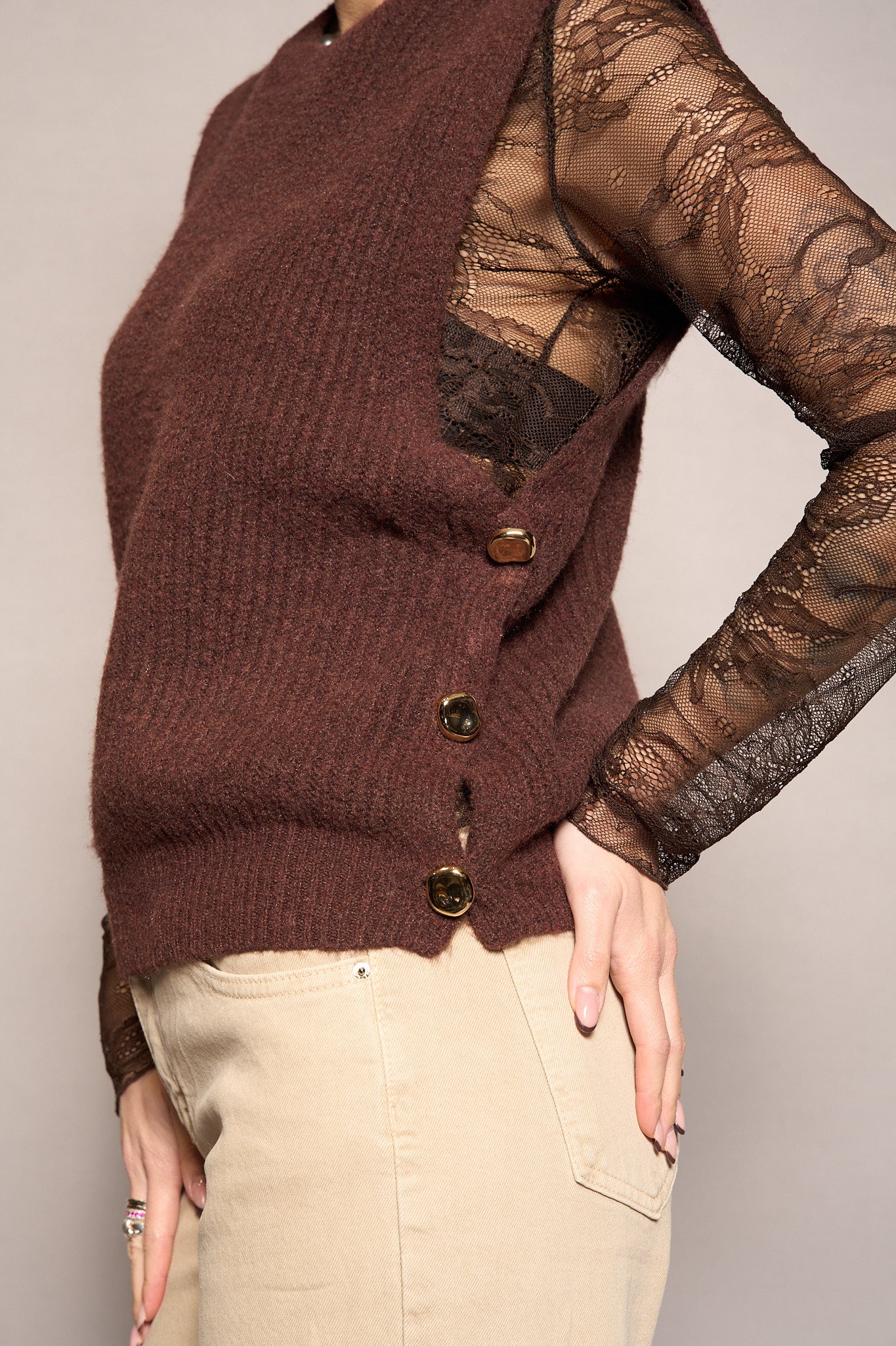 Gilet bottoni marrone