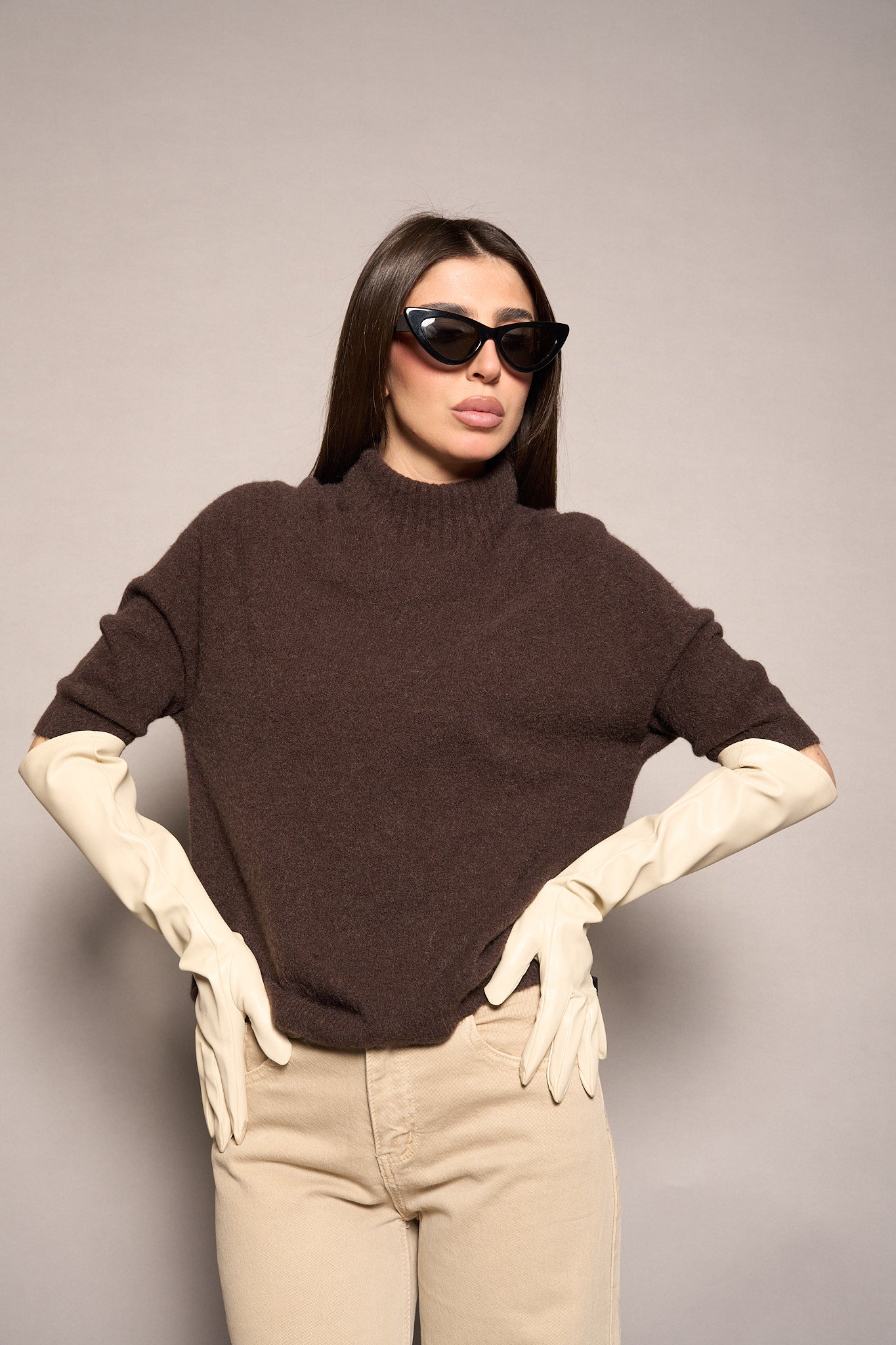 Maglione mezza manica marrone