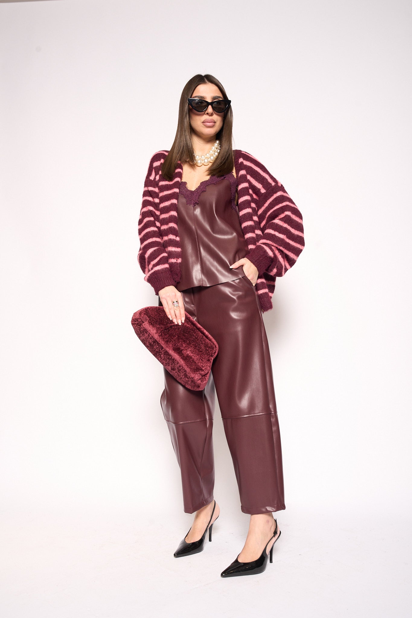 Top similpelle con pizzo