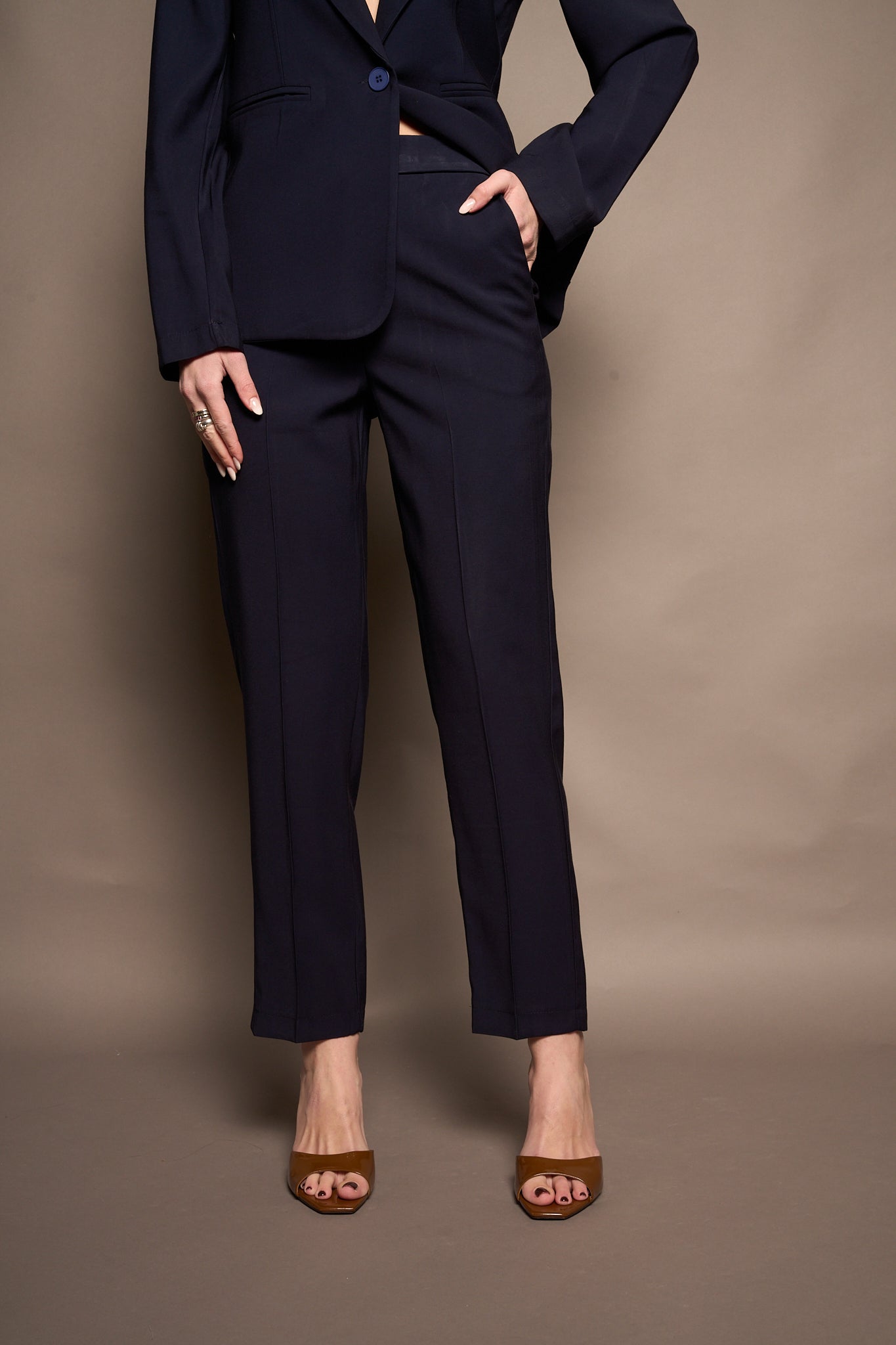 Pantalone tailleur blu