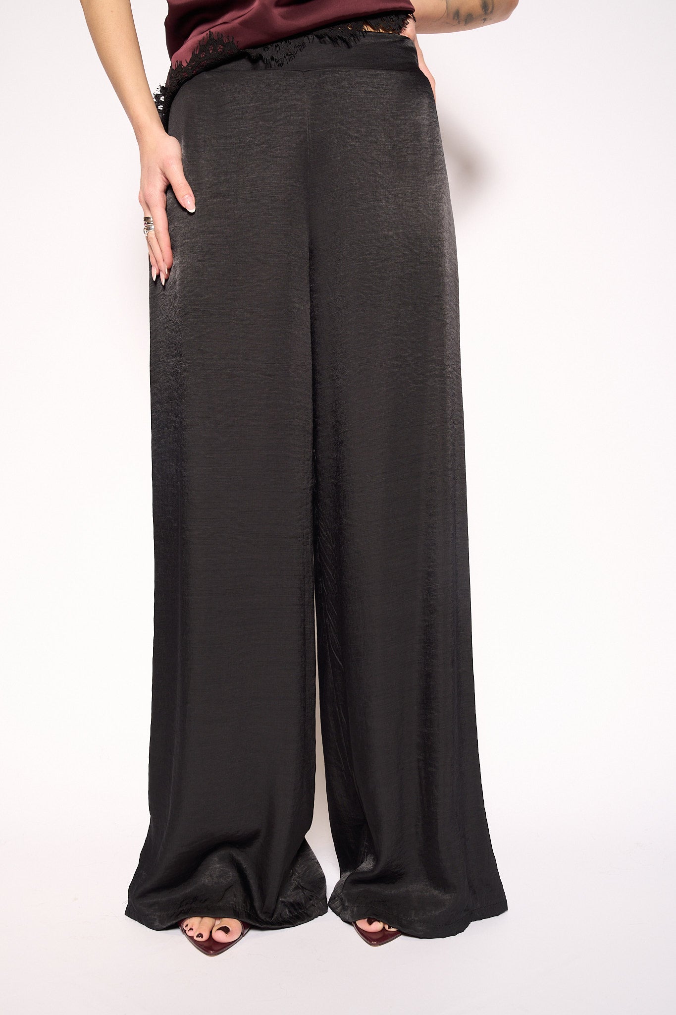 Pantalone raso nero