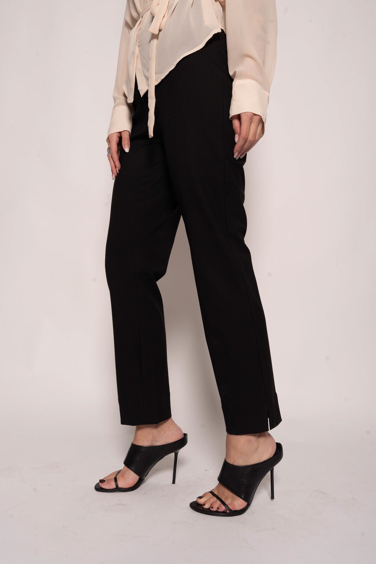 Pantalone spacco
