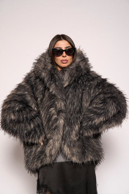 Pelliccia eco grigia